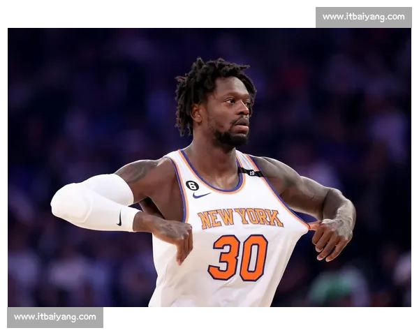 火箭对决尼克斯全场录像回顾攻防博弈与关键时刻解析球星表现盘点